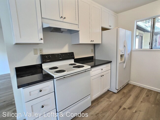Building Photo - 3 br, 2 bath House - 273 Blossom Hill Rd.