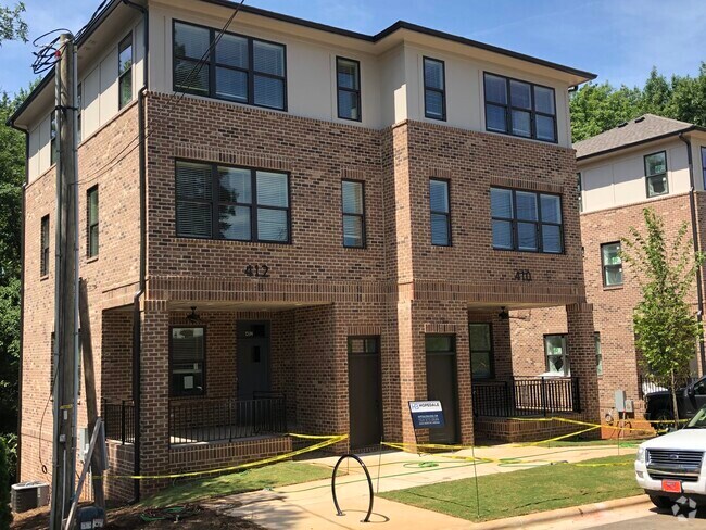 Building Photo - 410 Faison Ave