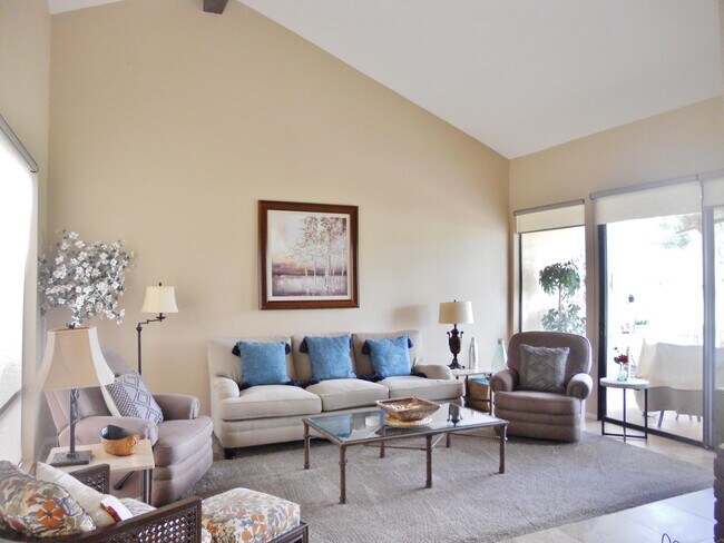 Building Photo - 124 Don Miguel Cir