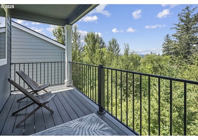 Building Photo - 11779 SE White Tail Dr