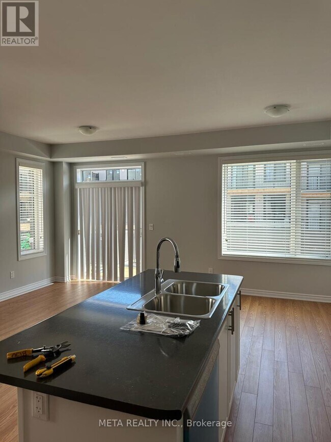Building Photo - 1138 Greentree Path