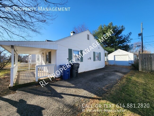 Building Photo - Charming 3 bedroom 1 bathroom home in Whit...