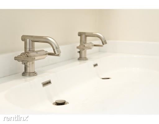 Foto del edificio - 191 Commonwealth Ave