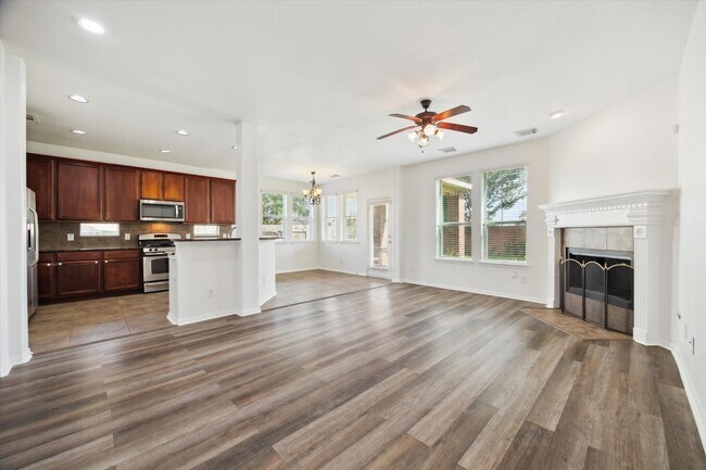 Foto del edificio - 13013 Fair Breeze Ln