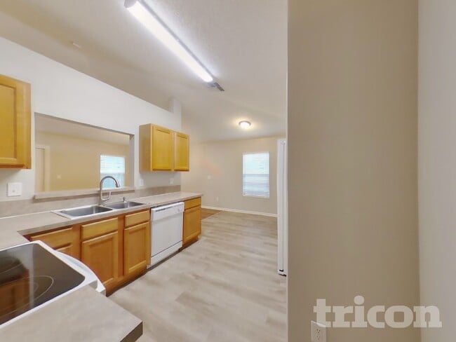 Building Photo - 3730 Maddie Ln