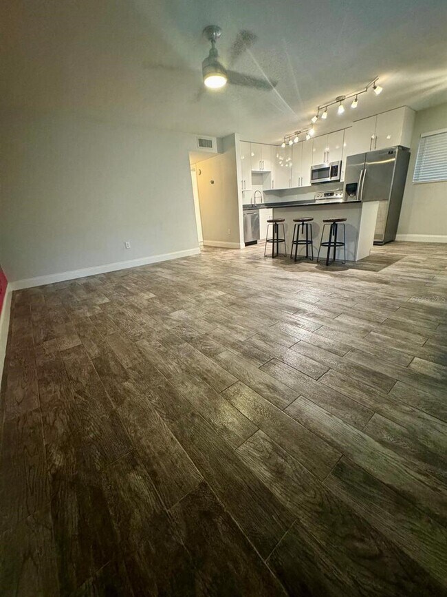 Foto del edificio - 2369 Oak Park Way