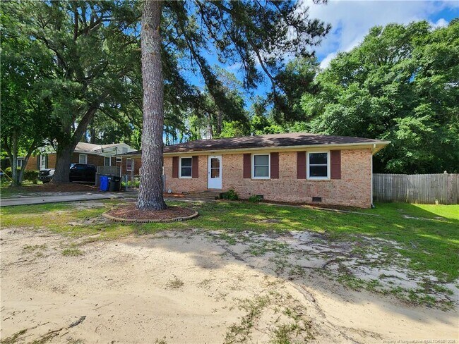 Building Photo - 4617 Belford Rd
