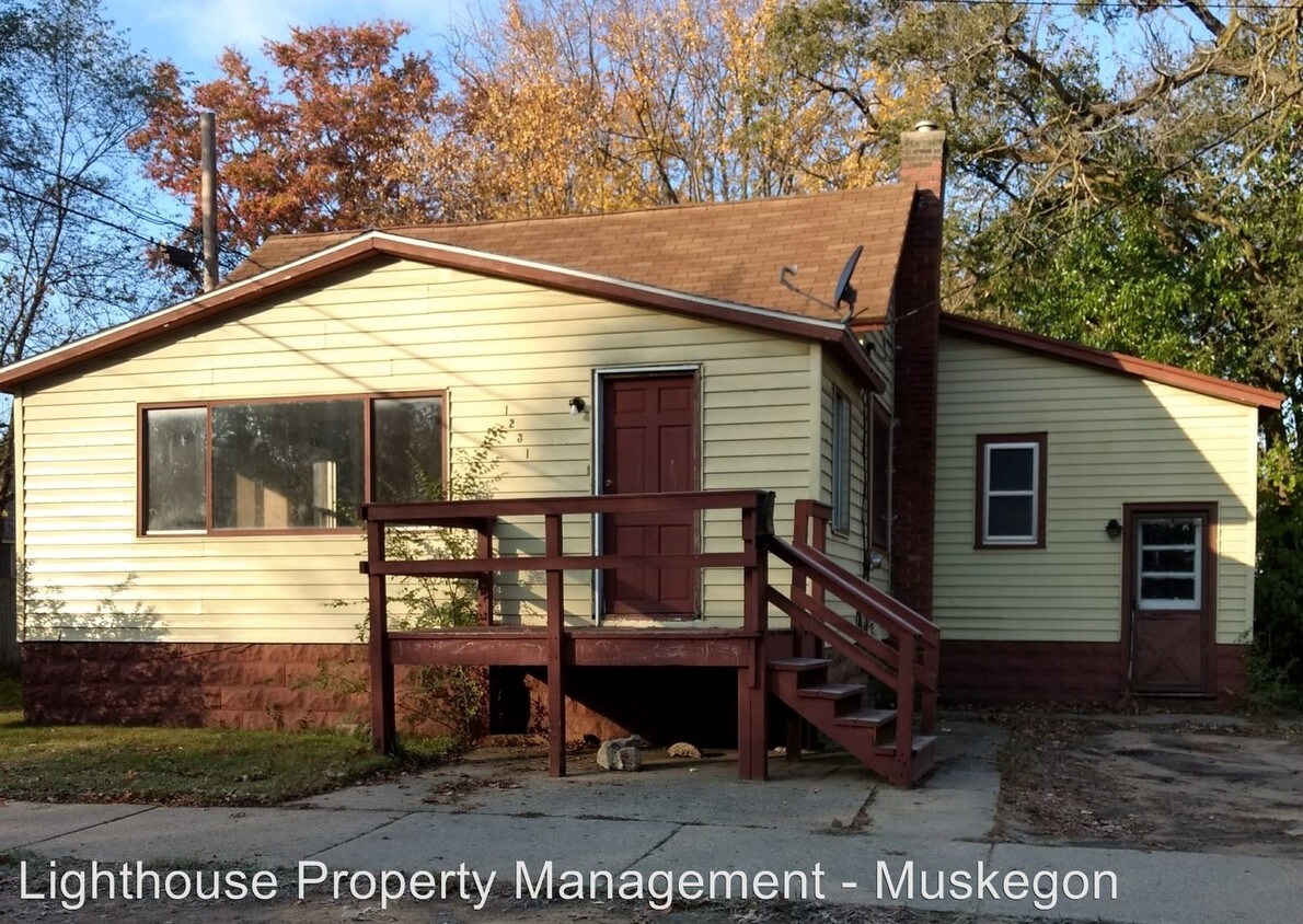 Primary Photo - 1231 Chestnut St