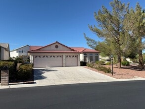 Building Photo - 5004 Elm Grove Dr