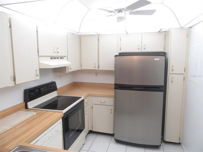 Building Photo - 3006 Caring Way