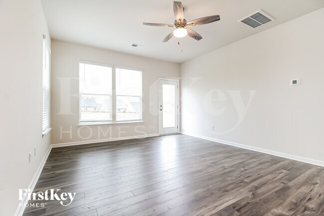 Foto del edificio - 602 Goldburn Wy