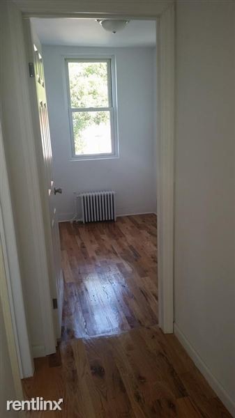 Building Photo - 106 Essex St