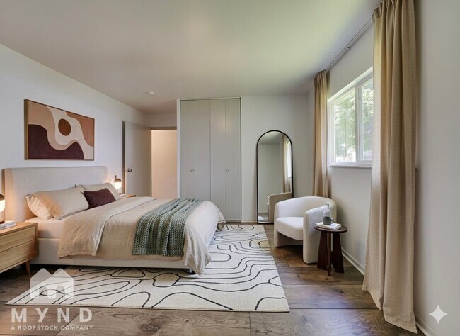 Foto del edificio - 8524 Georgiana Ln