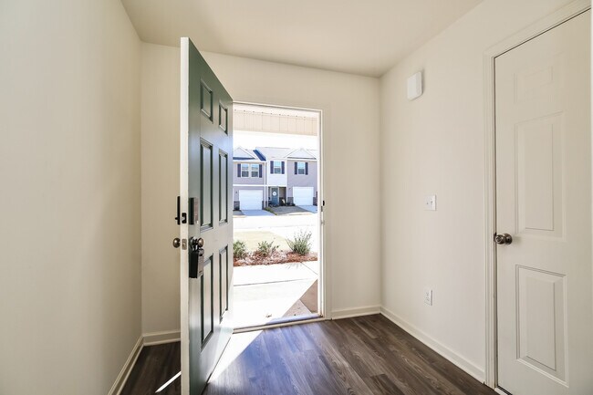 Foto del edificio - 109 Span Ln