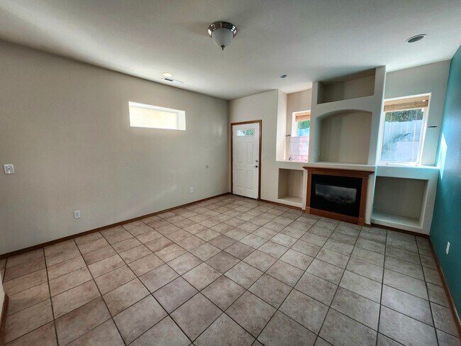 Foto del edificio - Welcome to 163 Keen Road in Richland!