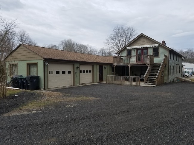 Building Photo - 85 Hartford Rd