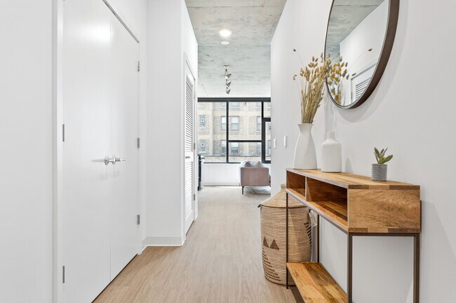 Foto del edificio - 4550 N Sheridan Rd