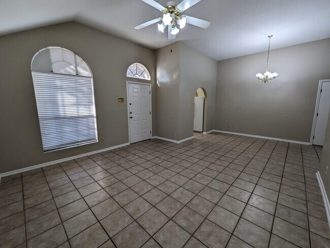 Building Photo - 1833 Denmark Ln