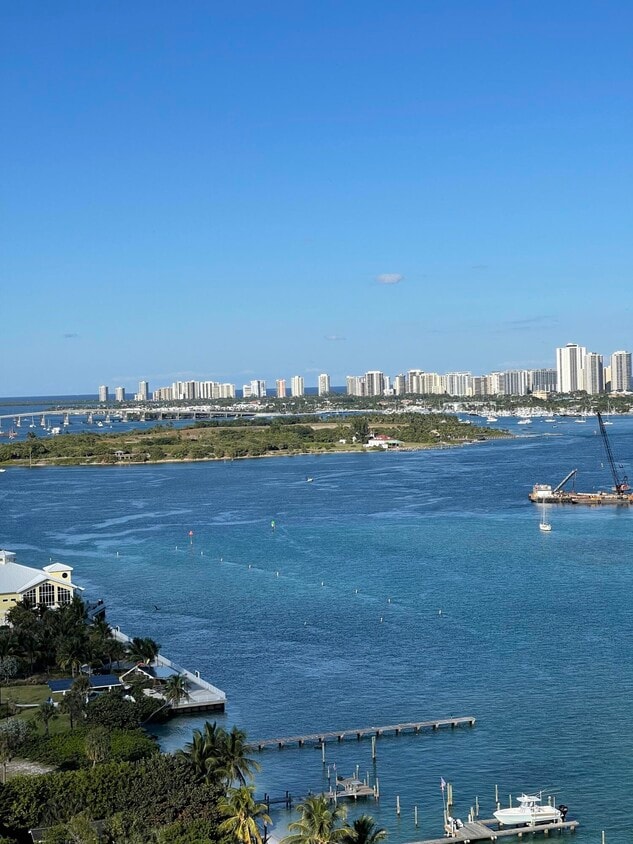 Foto principal - 5600 N Flagler Dr