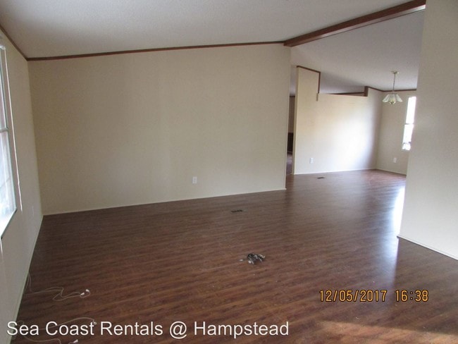 Building Photo - 187 Bellhammon Forest Dr