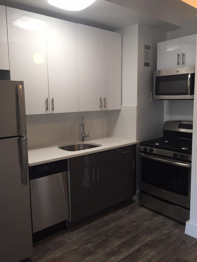Foto principal - 13225 Maple Ave
