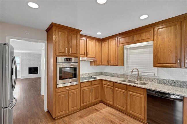 Foto del edificio - 5223 Davantry Dr