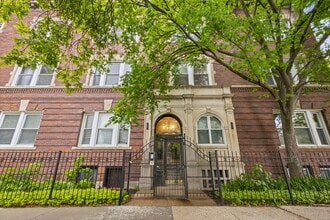 Building Photo - 1426 E Hyde Park Blvd