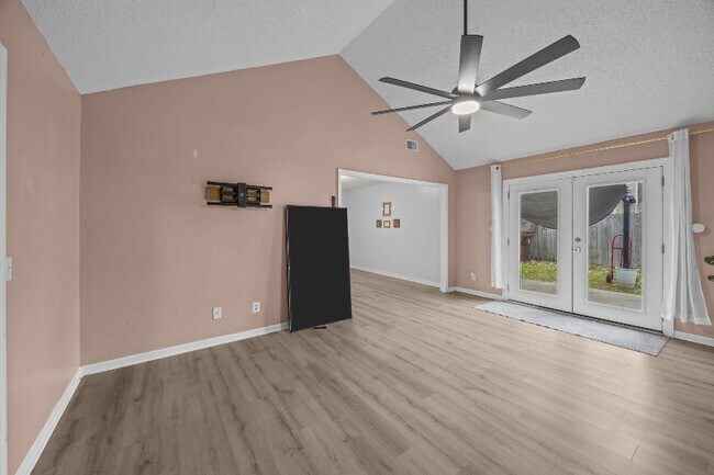 Foto del edificio - 1308 Markley Ct