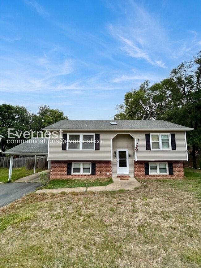 Building Photo - 11406 Wentworth Ct