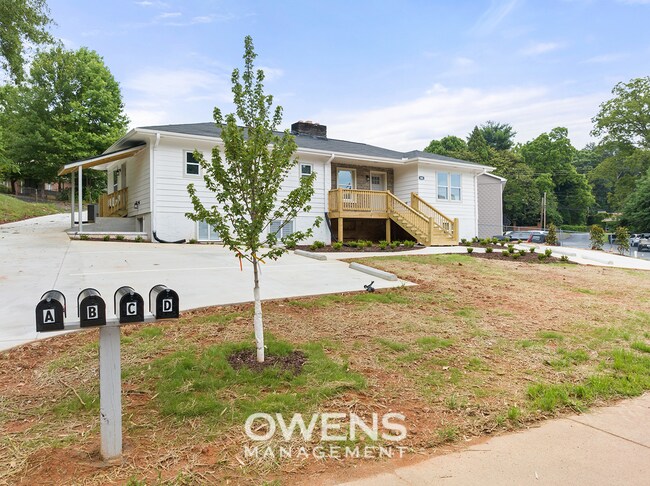 Foto del edificio - Downtown Gainesville Living Available Imme...