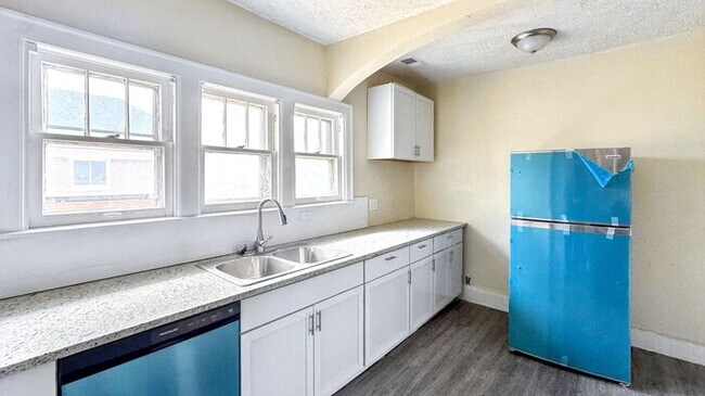 Foto del edificio - 3745 W Grand St