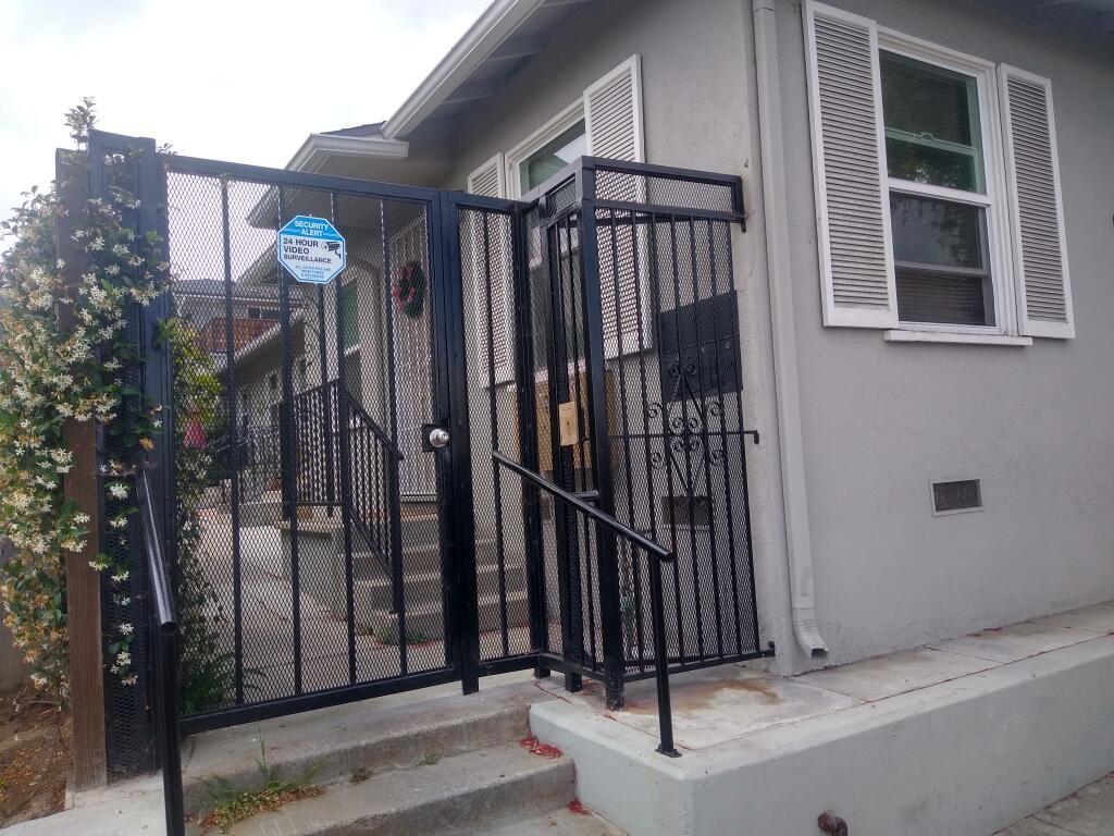 Primary Photo - 4130 E 7th St