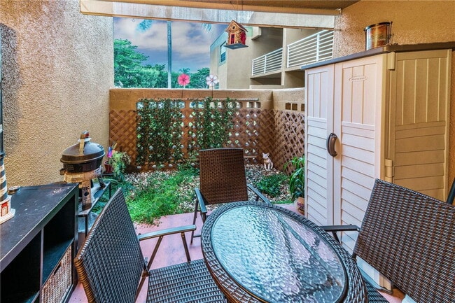 Foto del edificio - 9705 Fontainebleau Blvd