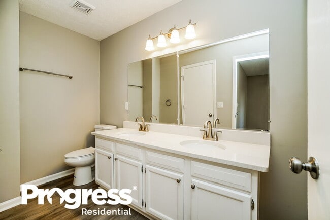 Foto del edificio - 2791 Beal Dr