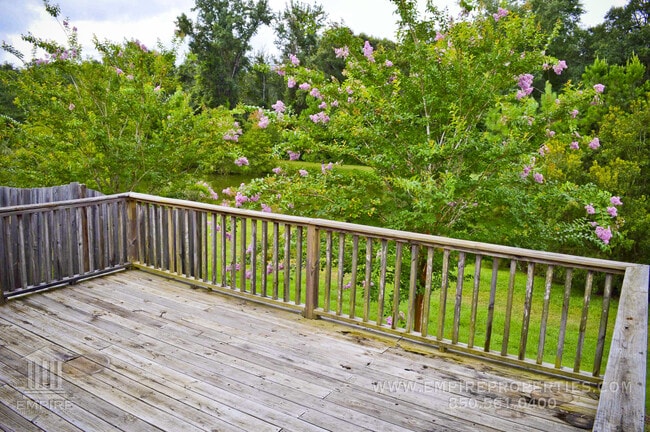 Building Photo - 5600 Hampton Hill Cir