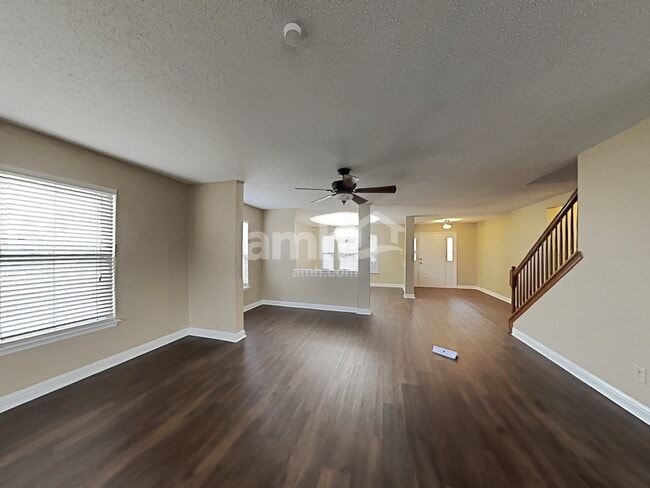 Foto del edificio - 6551 Westland Dr