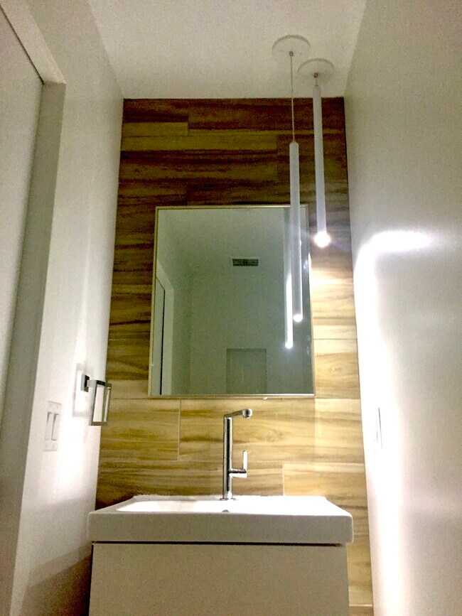 Foto del edificio - 110 S 15th St