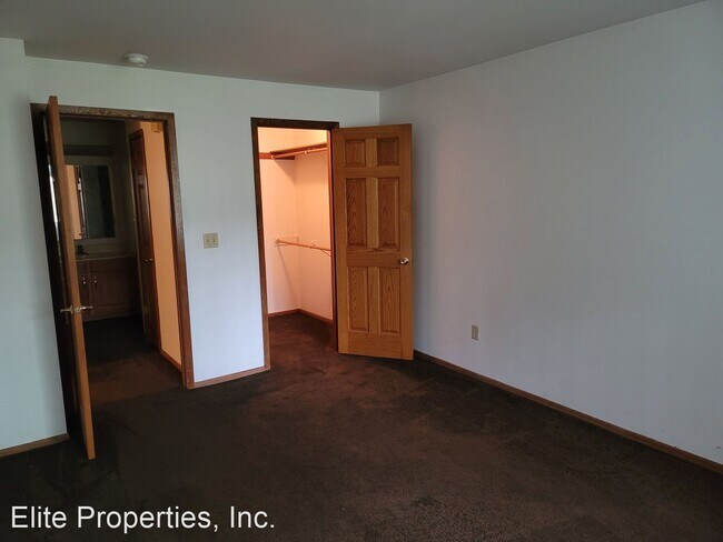 Foto del edificio - 1 br, 1 bath House - 1648 S. Carriage Lane