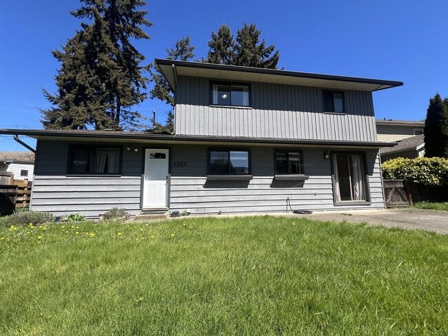 Photo du bâtiment - 2325 Bowen Rd