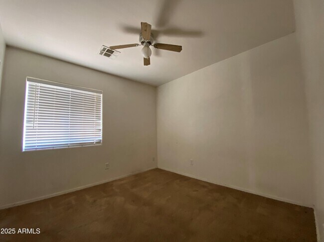 Foto del edificio - 22250 W Twilight Trail