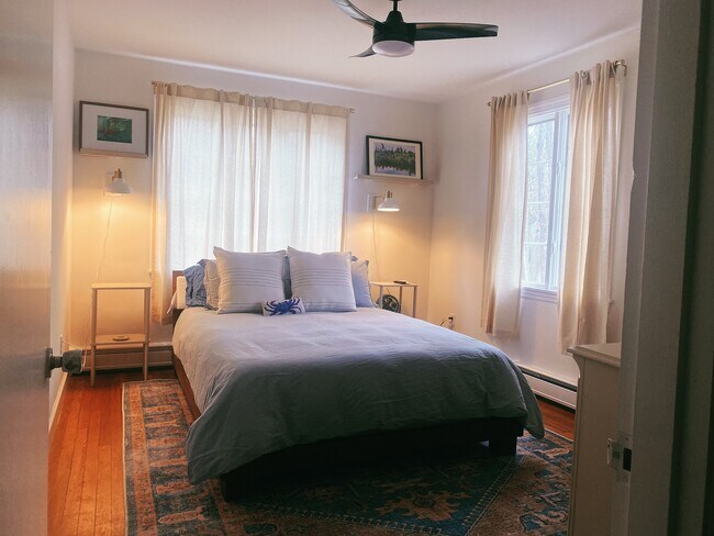 Building Photo - 134 Lincoln St