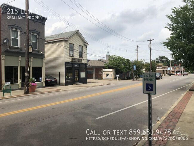 Foto del edificio - 215 Elm St