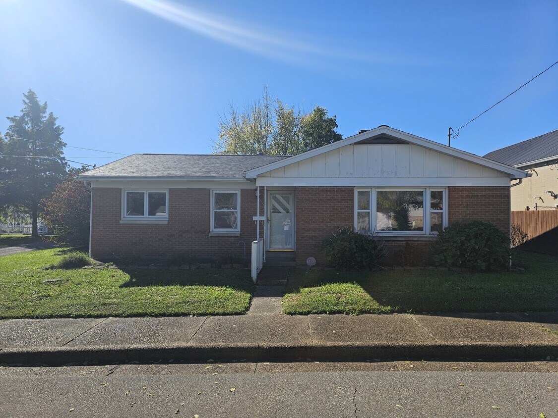 Foto principal - 701 Main St