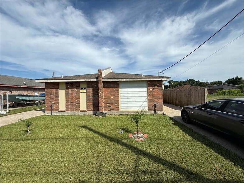 Foto principal - 2925 Daniel Dr
