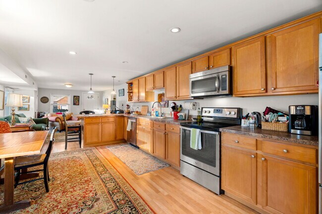 Building Photo - 22-24 Autran Ave North Andover