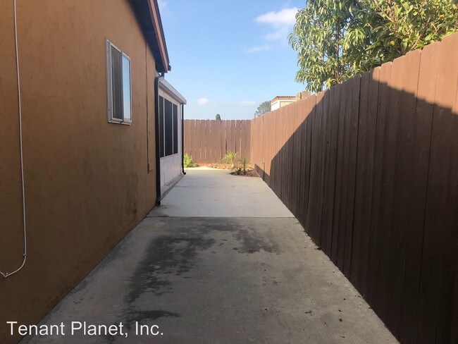 Foto del edificio - 4 br, 2 bath House - 1284 Dixon Way