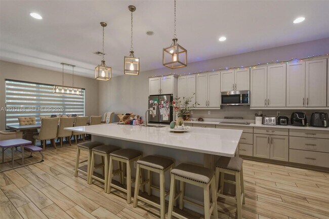 Foto del edificio - 8815 NW 37th Dr