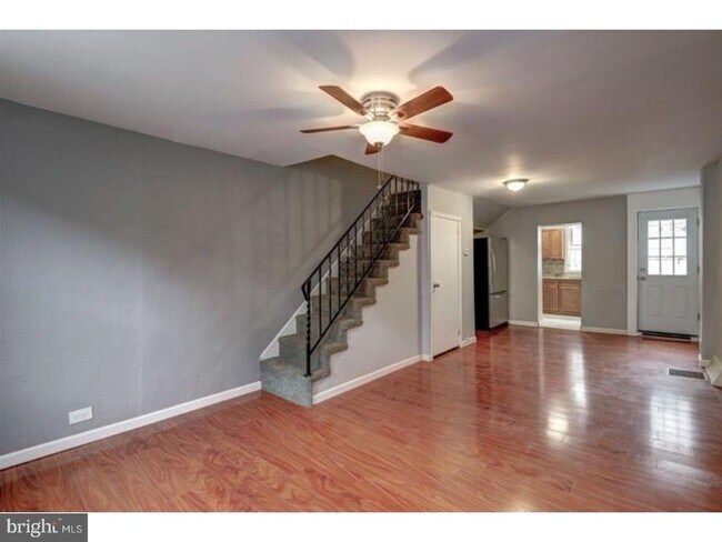 Building Photo - 2666 Webb St