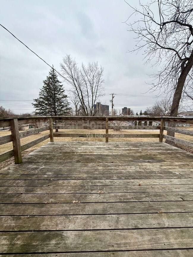 Building Photo - 530 W Orchard Dr