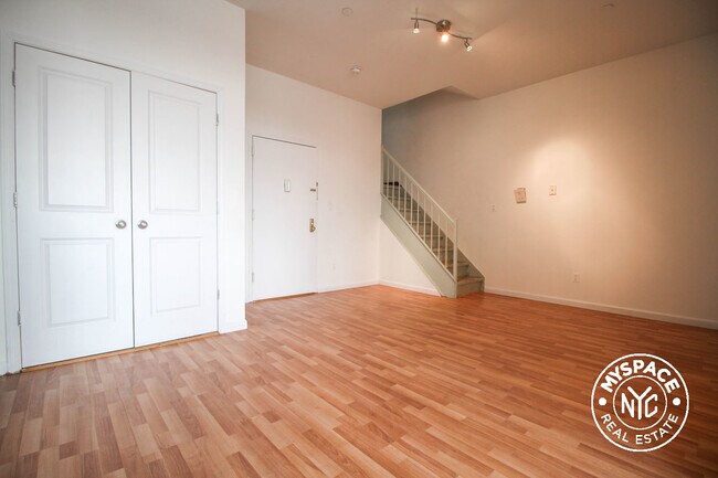 Building Photo - 1471 Bushwick Ave